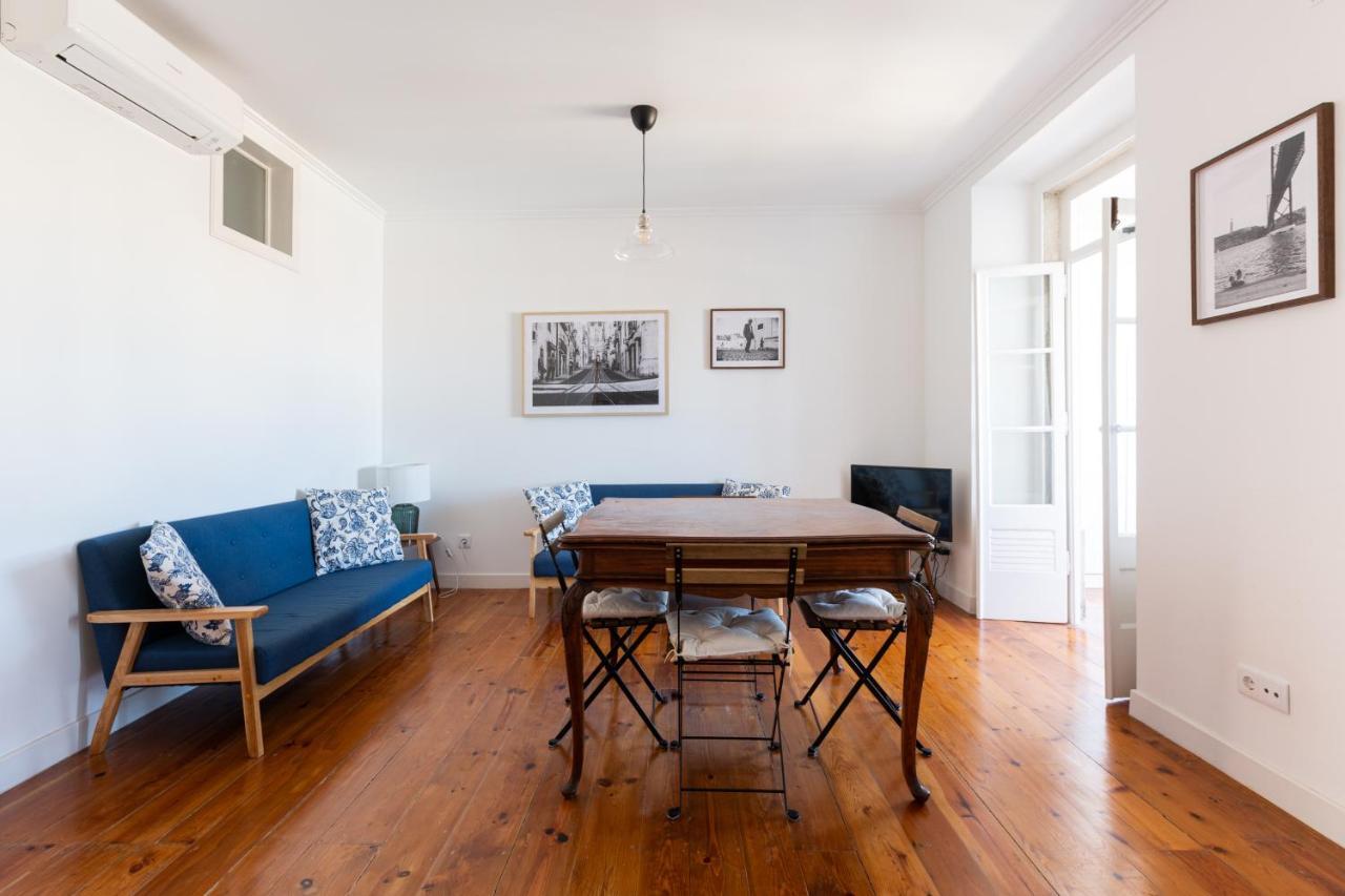 White & Blue Vintage Home In Graca Lisboa Exterior foto